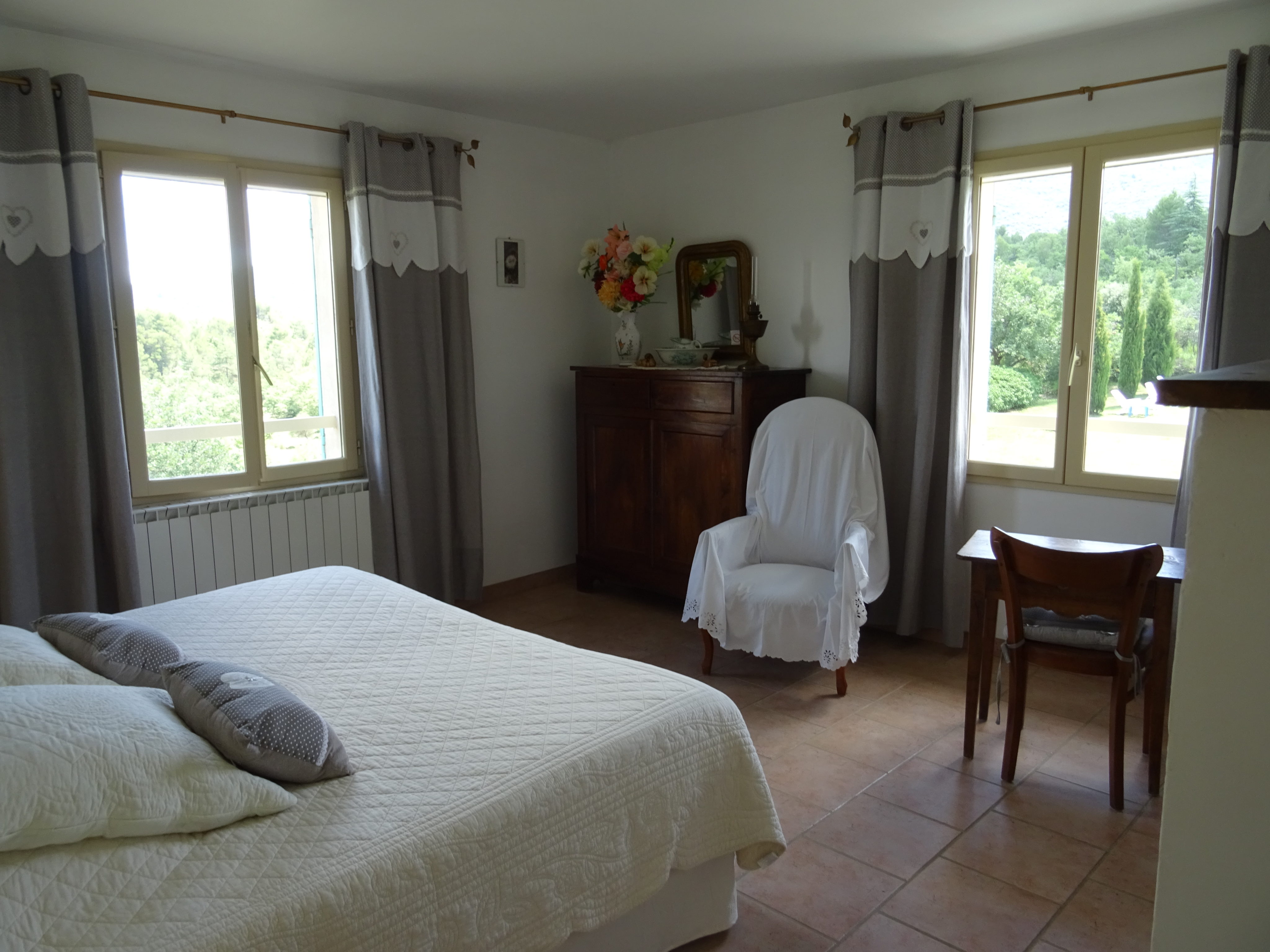 Chambre d’hôtes Nais, Luberon Lacoste Vaucluse